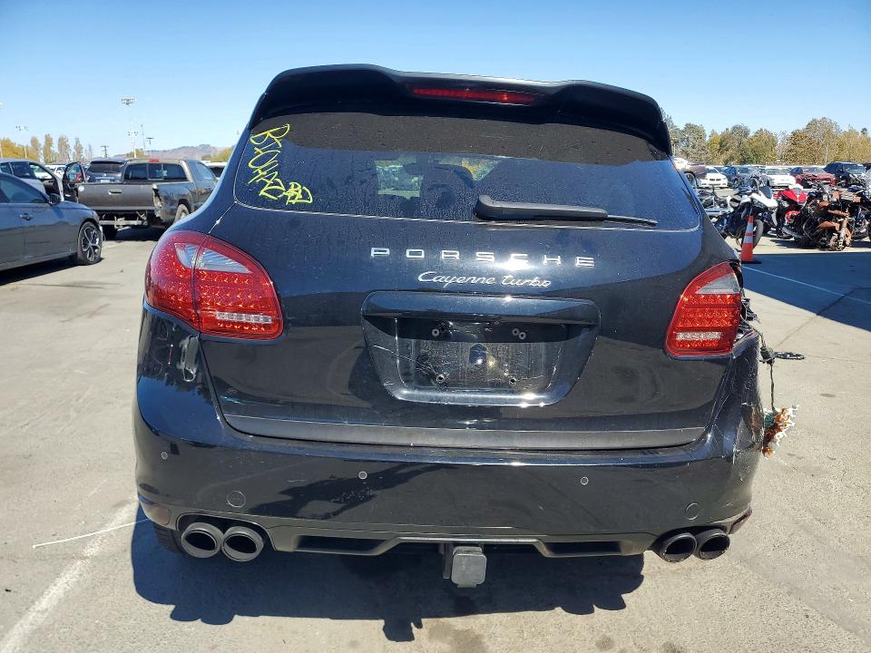 2013 Porsche Cayenne მანქანა იყიდება აუქციონზე, vin: WP1AC2A22DLA92609, აუქციონის ნომერი: 71057536