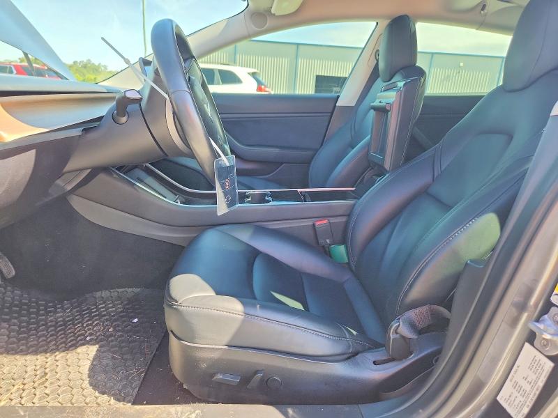 68812486 :رقم المزاد ، 5YJ3E1EA9KF190312 vin ، 2019 Tesla Model 3 مزاد بيع
