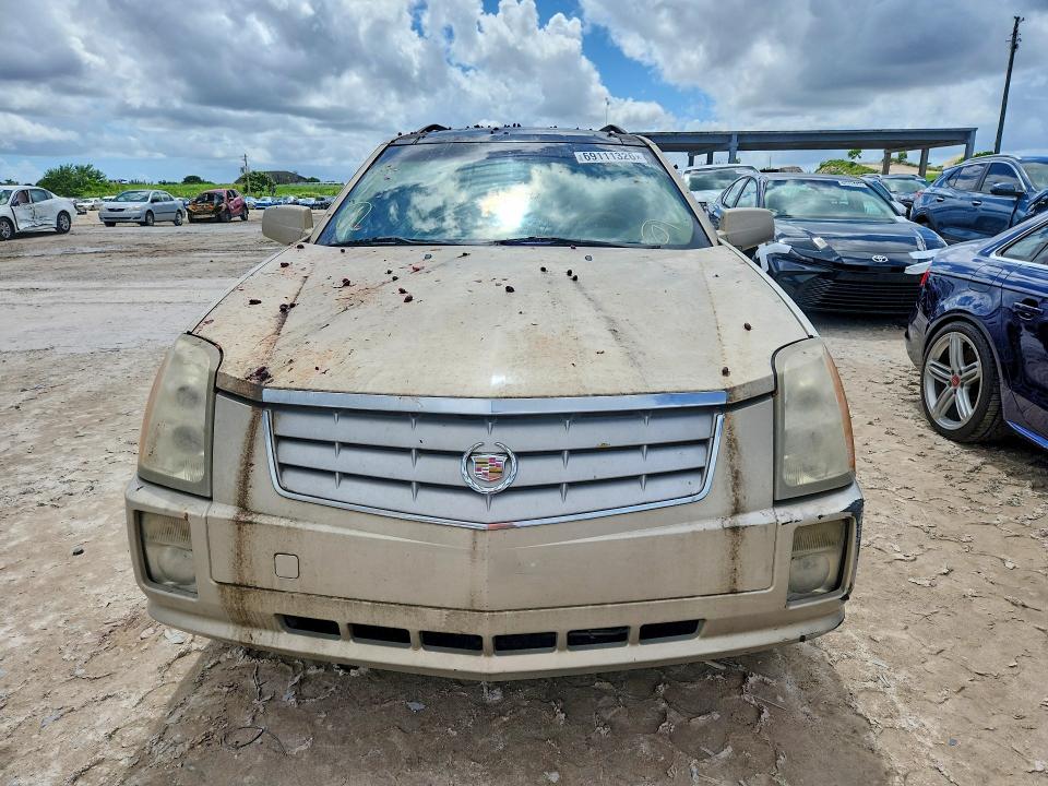 69111326 :رقم المزاد ، 1GYEE637870146007 vin ، 2007 Cadillac Srx مزاد بيع