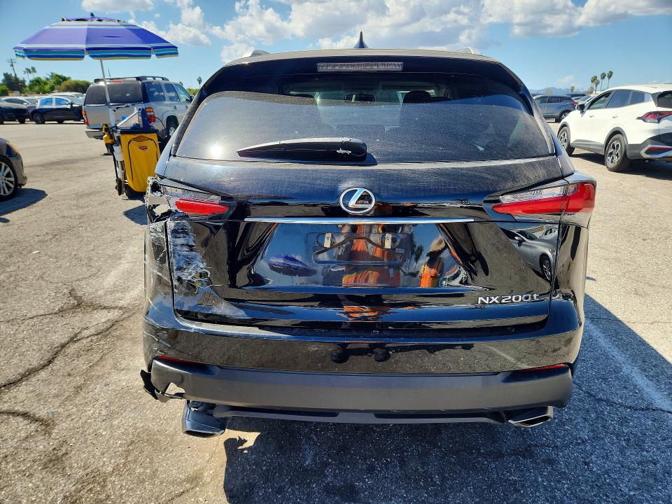 70801256 :رقم المزاد ، JTJYARBZ8H2054952 vin ، 2017 Lexus Nx 200t مزاد بيع