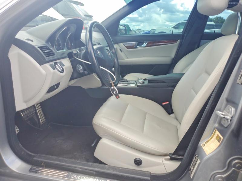 68047976 :رقم المزاد ، WDDGF5EB6AR104547 vin ، 2010 Mercedes-benz C مزاد بيع