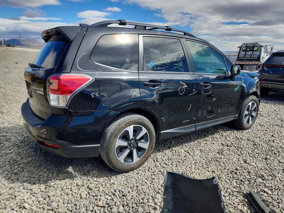 2017 Subaru Forester მანქანა იყიდება აუქციონზე, vin: JF2SJAGC8HH430708, აუქციონის ნომერი: 67319966