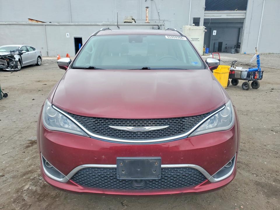 Продажа на аукционе авто 2017 Chrysler Pacifica, vin: 2C4RC1GGXHR533286, номер лота: 65959366