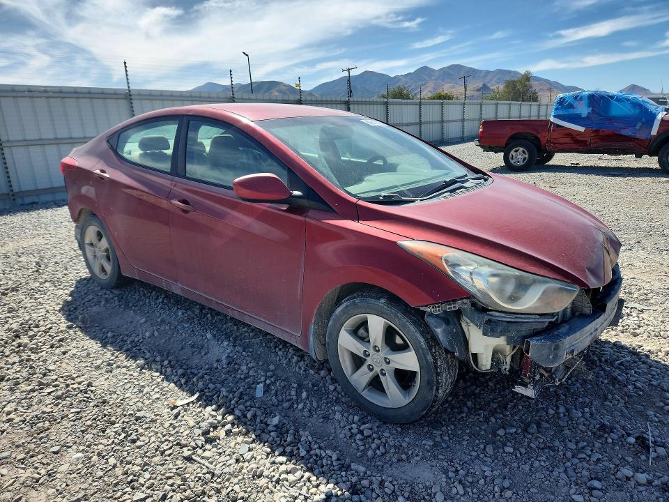 2012 Hyundai Elantra მანქანა იყიდება აუქციონზე, vin: KMHDH4AE2CU323504        , აუქციონის ნომერი: 69213026