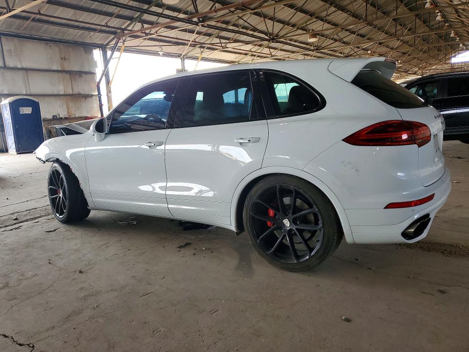 Продаж на аукціоні авто 2017 Porsche Cayenne, vin: WP1AC2A20HLA92436, номер лоту: 69442386