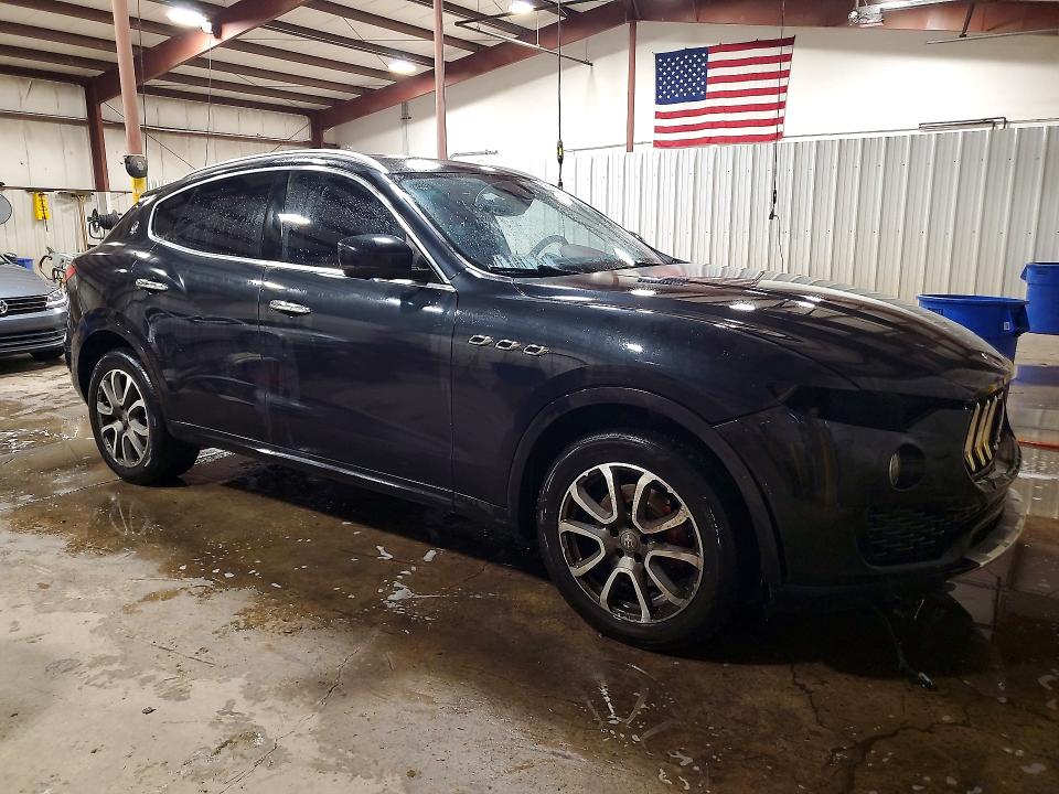 2017 Maserati Levante მანქანა იყიდება აუქციონზე, vin: ZN661XUL2HX250703, აუქციონის ნომერი: 69392836