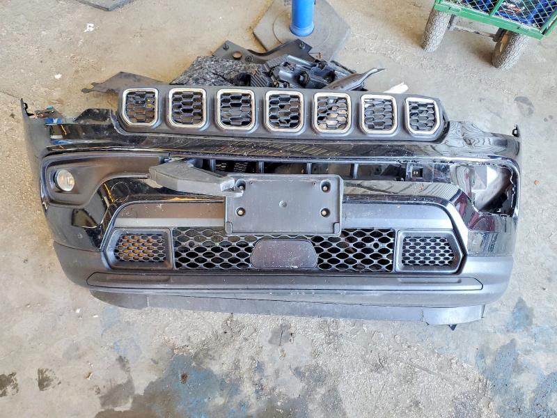 68298386 :رقم المزاد ، 3C4NJDBN9ST620371 vin ، 2025 Jeep Compass مزاد بيع