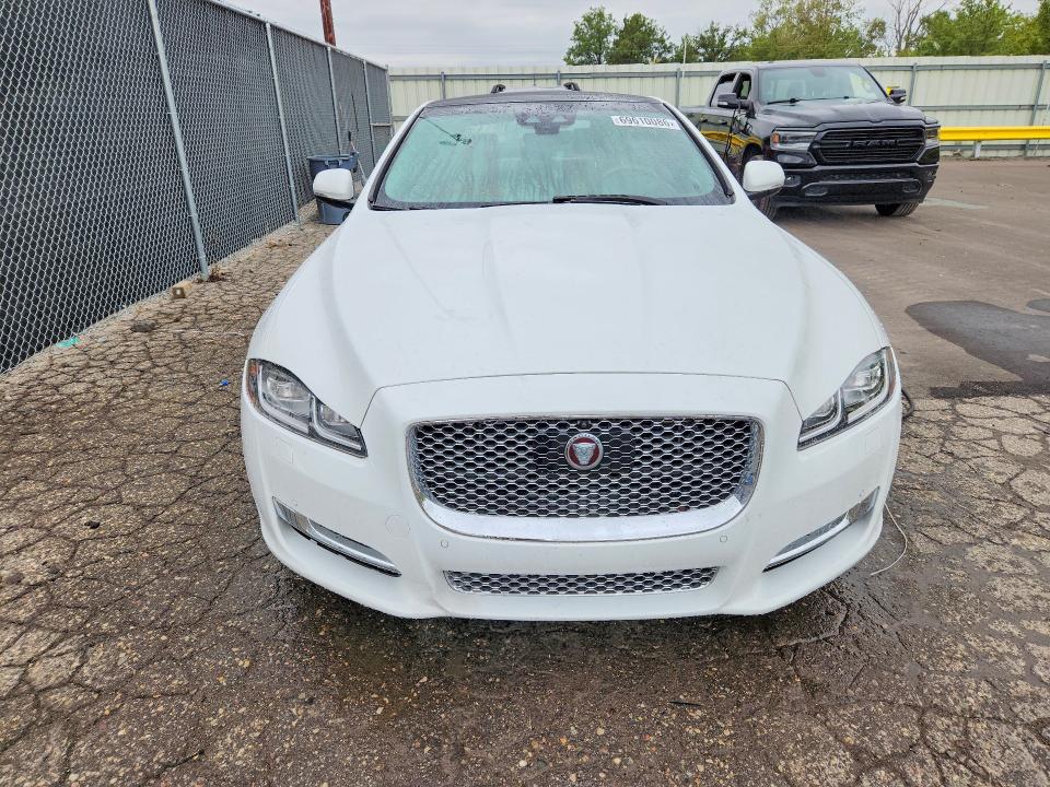2019 Jaguar Xjl მანქანა იყიდება აუქციონზე, vin: SAJWJ2GD8K8W19785, აუქციონის ნომერი: 69610086