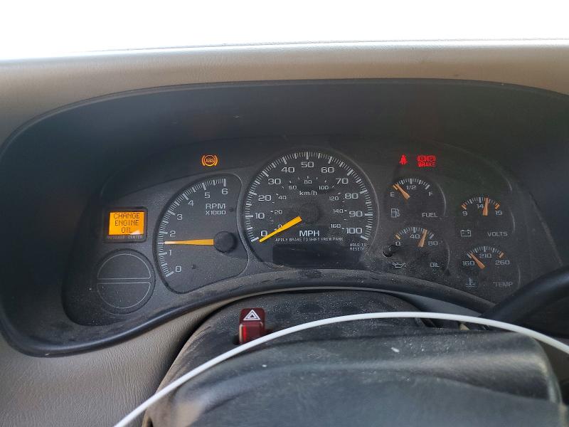 Продажа на аукционе авто 2001 Chevrolet Suburban, vin: 3GNFK16T71G236256, номер лота: 68840766