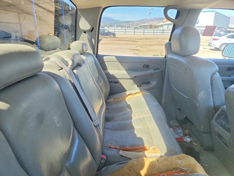 Продаж на аукціоні авто 2004 Chevrolet Silverado, vin: 1GCHK332X4F206988, номер лоту: 70164786