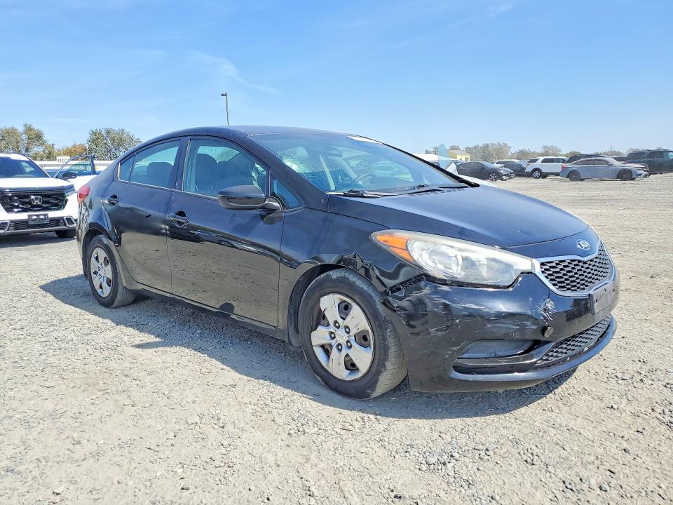 70082316 :رقم المزاد ، KNAFK4A69F5421349 vin ، 2015 Kia Forte مزاد بيع
