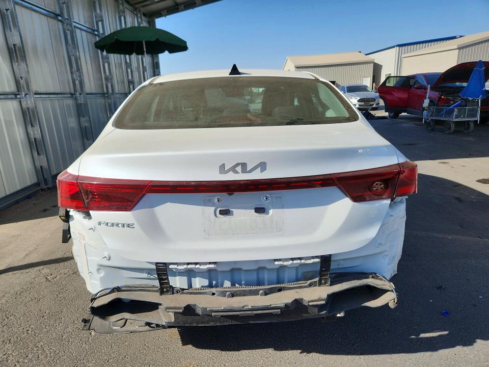 68839566 :رقم المزاد ، 3KPF24AD7PE605194 vin ، 2023 Kia Forte مزاد بيع