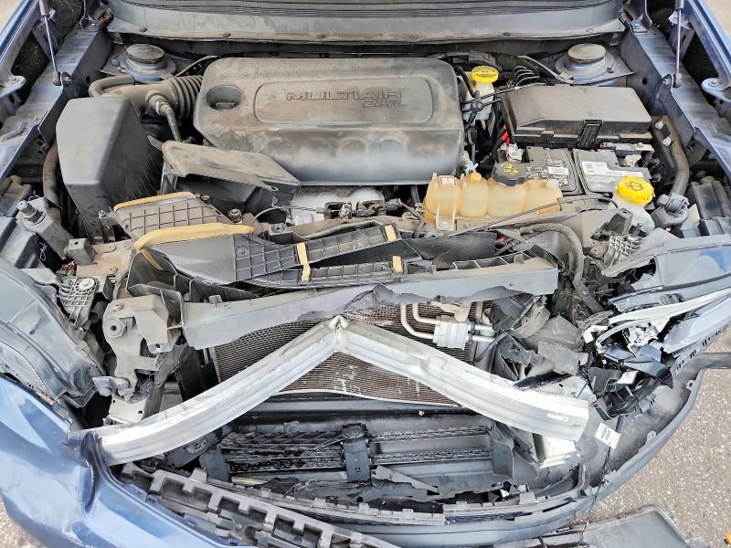67827386 :رقم المزاد ، 1C4PJLCB4LD606506 vin ، 2020 Jeep Cherokee مزاد بيع