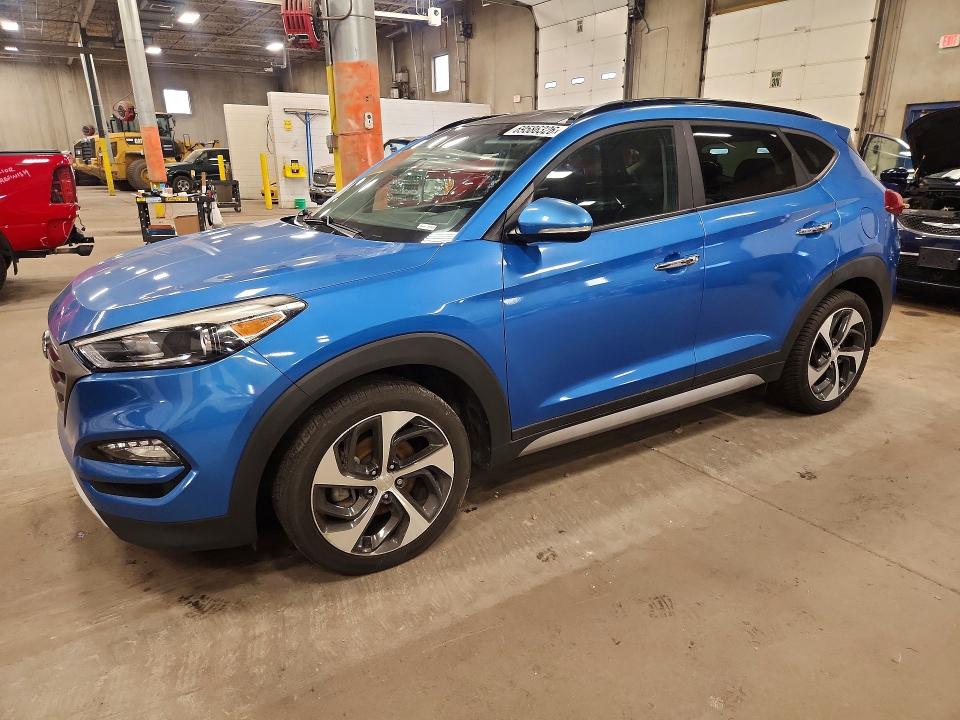 69586326 :رقم المزاد ، KM8J33A2XHU327695 vin ، 2017 Hyundai Tucson مزاد بيع