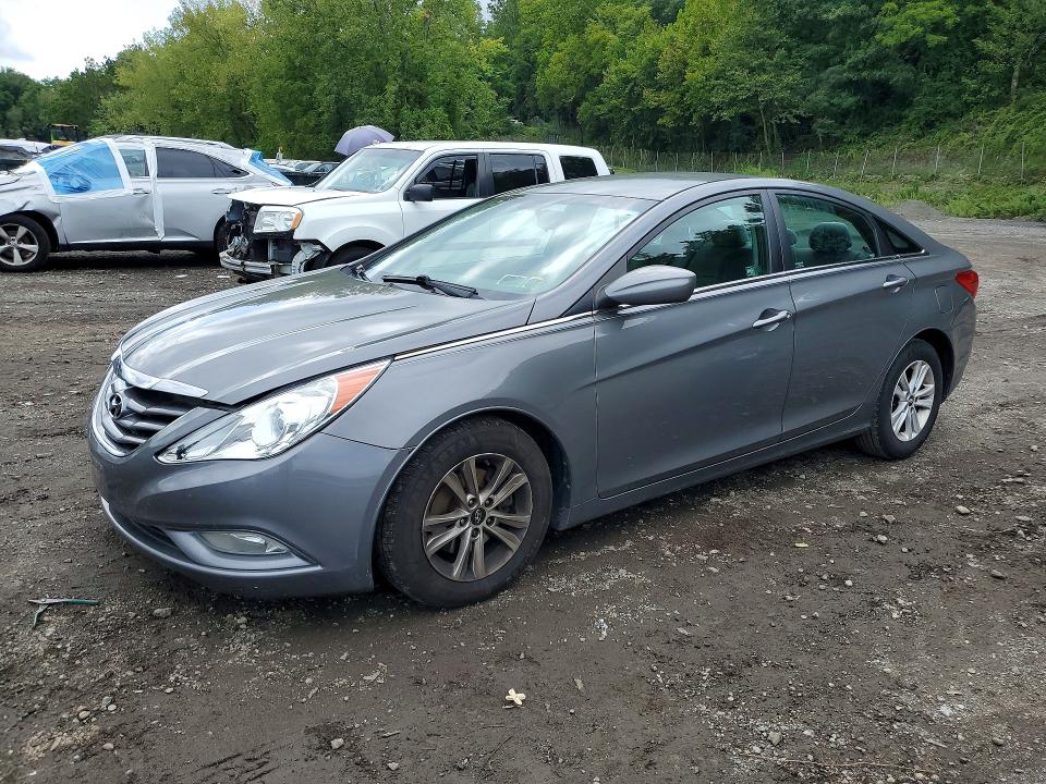 2013 Hyundai Sonata მანქანა იყიდება აუქციონზე, vin: 5NPEB4AC0DH700660, აუქციონის ნომერი: 67726366