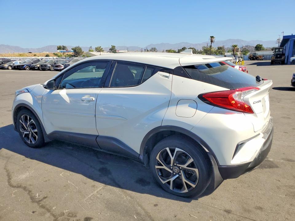 Продажа на аукционе авто 2018 Toyota C-hr, vin: NMTKHMBX7JR045288, номер лота: 71017926