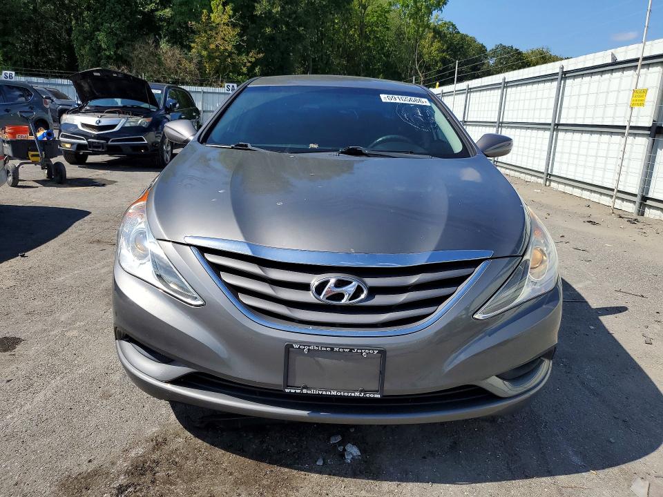 69165686 :رقم المزاد ، 5NPEB4AC9BH160352 vin ، 2011 Hyundai Sonata مزاد بيع