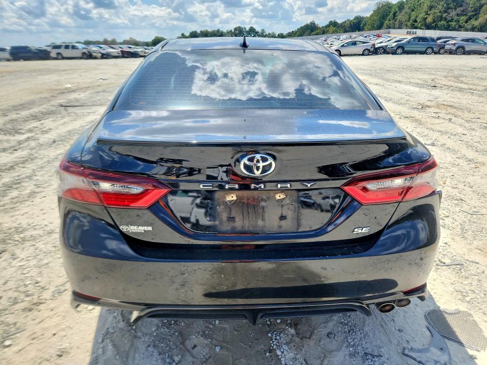 Продажа на аукционе авто 2024 Toyota Camry, vin: 4T1G11AK5RU872838, номер лота: 68425766