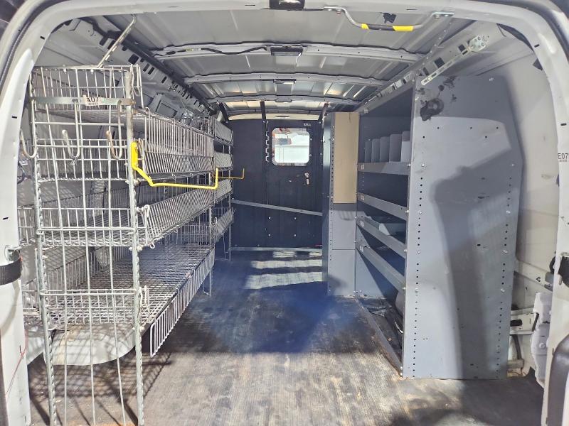 68573896 :رقم المزاد ، 1GCSGAFX5E1168894 vin ، 2014 Chevrolet Express G1500 مزاد بيع
