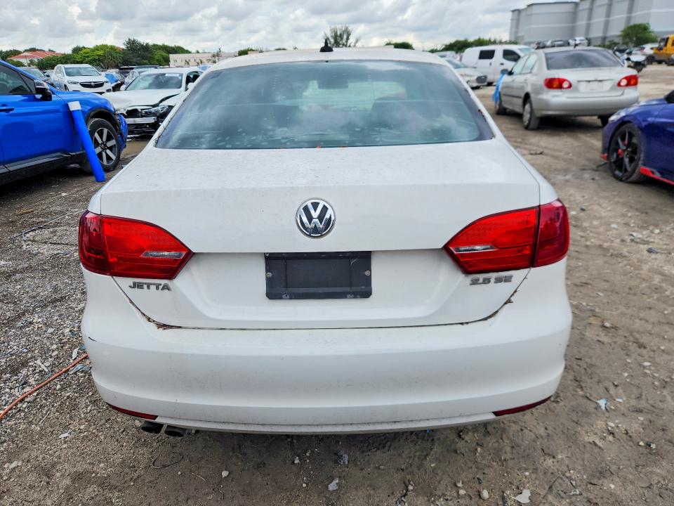 67407396 :رقم المزاد ، 3VWDX7AJ3DM396115 vin ، 2013 Volkswagen Jetta مزاد بيع