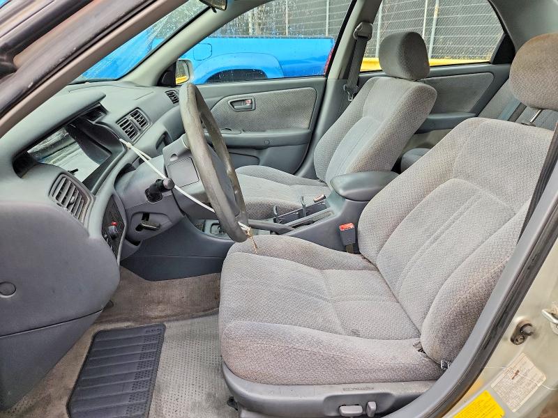 2001 Toyota Camry მანქანა იყიდება აუქციონზე, vin: JT2BG28K110543096, აუქციონის ნომერი: 70505356