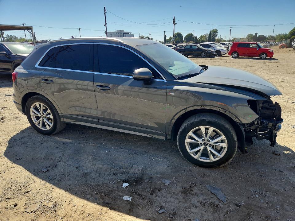 Продаж на аукціоні авто 2021 Audi Q3, vin: WA1DECF35M1148290, номер лоту: 70108646