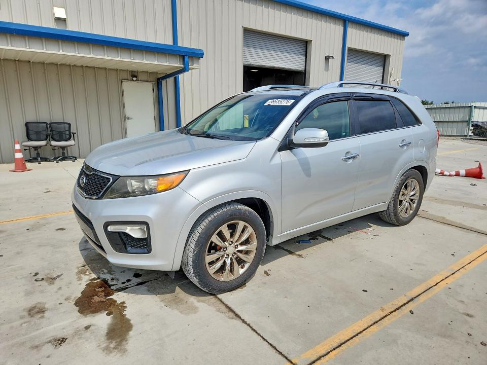 68635276 :رقم المزاد ، 5XYKW4A26CG213323 vin ، 2012 Kia Sorento مزاد بيع