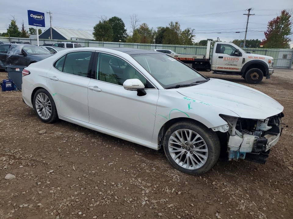 Продажа на аукционе авто 2019 Toyota Camry, vin: 4T1B11HK4KU683992, номер лота: 70486886