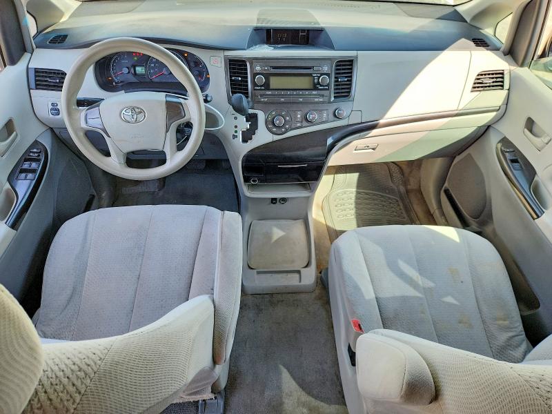 70335376 :رقم المزاد ، 5TDKA3DC1CS014910 vin ، 2012 Toyota Sienna مزاد بيع