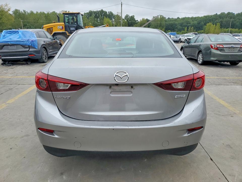 70241926 :رقم المزاد ، JM1BM1U77G1335528 vin ، 2016 Mazda 3 مزاد بيع