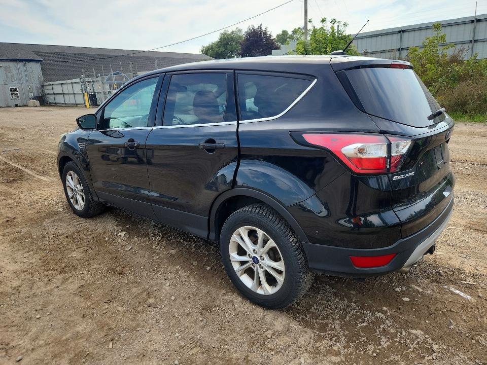 2017 Ford Escape მანქანა იყიდება აუქციონზე, vin: 1FMCU9G93HUD45629, აუქციონის ნომერი: 67240506