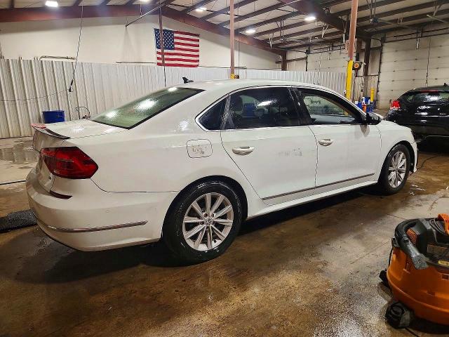 Продаж на аукціоні авто 2017 Volkswagen Passat, vin: 1VWCT7A31HC068918, номер лоту: 71157426