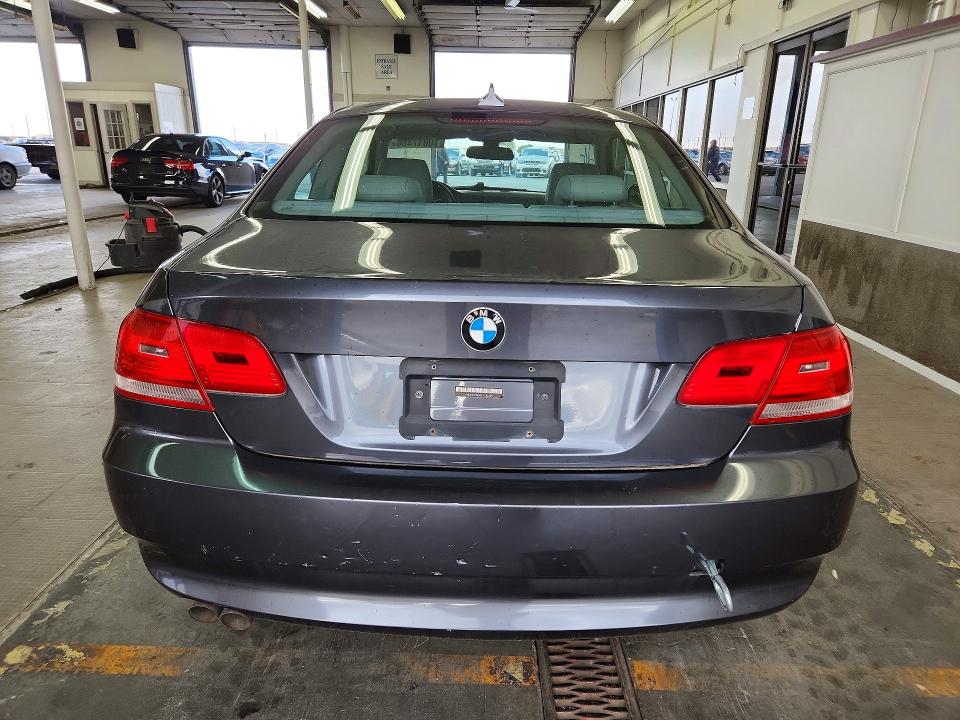 Продажа на аукционе авто 2007 Bmw 328, vin: WBAWC33507PC86704, номер лота: 70017466