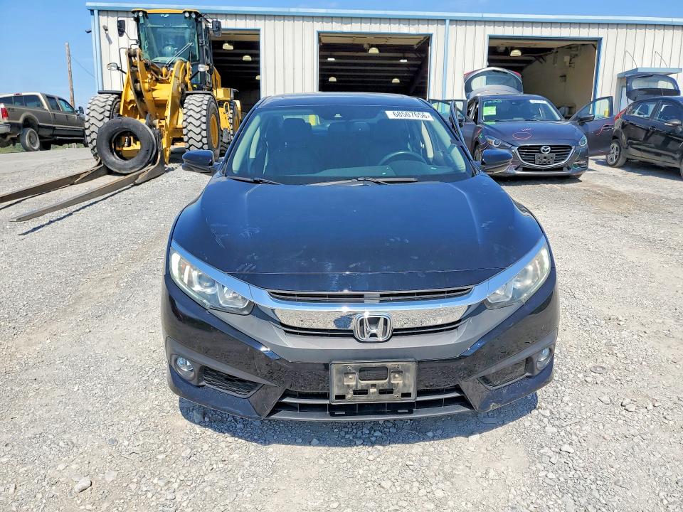 Продажа на аукционе авто 2016 Honda Civic, vin: 19XFC1F85GE218621, номер лота: 68507656