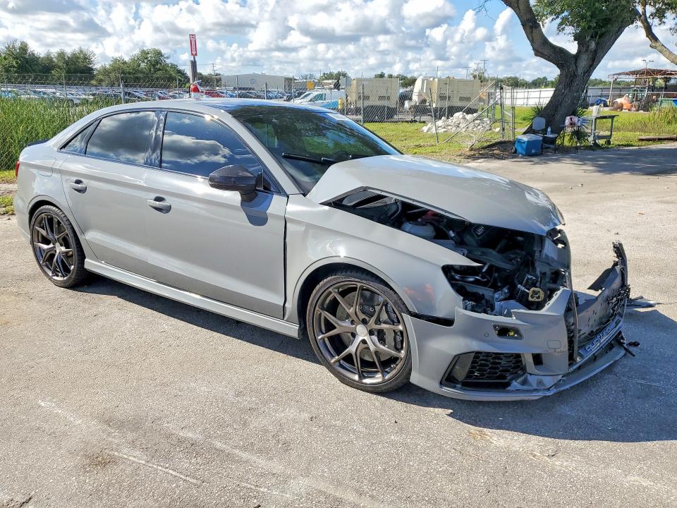 68853416 :رقم المزاد ، WUABWGFF0J1906367 vin ، 2018 Audi Rs3 مزاد بيع