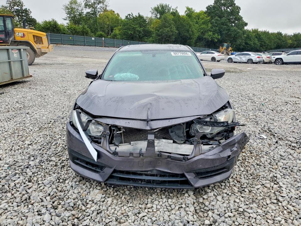 Продажа на аукционе авто 2018 Honda Civic, vin: 2HGFC2F79JH568165, номер лота: 69779806