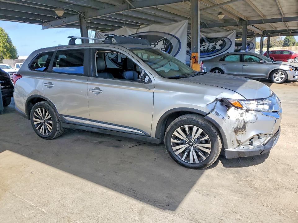 68654246 :رقم المزاد ، JA4AD3A38LZ017755 vin ، 2020 Mitsubishi Outlander مزاد بيع