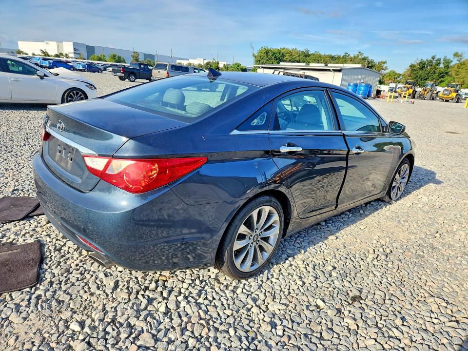 Продаж на аукціоні авто 2011 Hyundai Sonata, vin: 5NPEC4AC4BH122220, номер лоту: 70721106