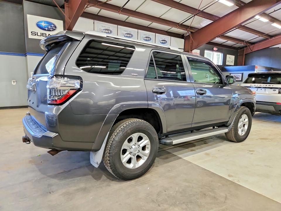 69324156 :رقم المزاد ، JTEBU5JR5F5261350         vin ، 2015 Toyota 4runner مزاد بيع