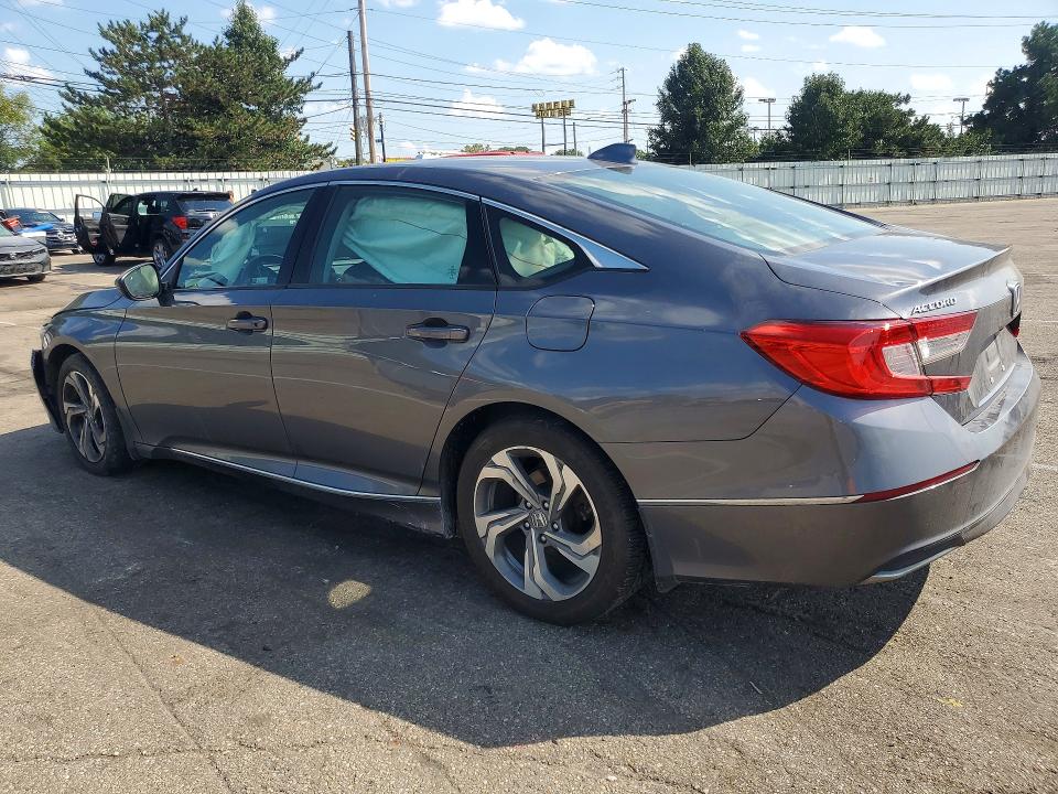 67590396 :رقم المزاد ، 1HGCV1F49JA074786 vin ، 2018 Honda Accord مزاد بيع