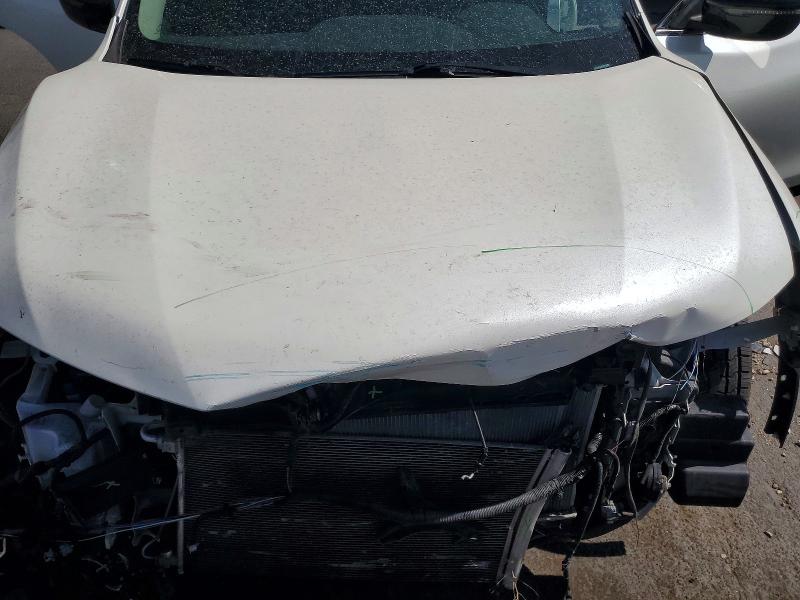 67117116 :رقم المزاد ، 5N1AT2MV5JC726588 vin ، 2018 Nissan Rogue مزاد بيع