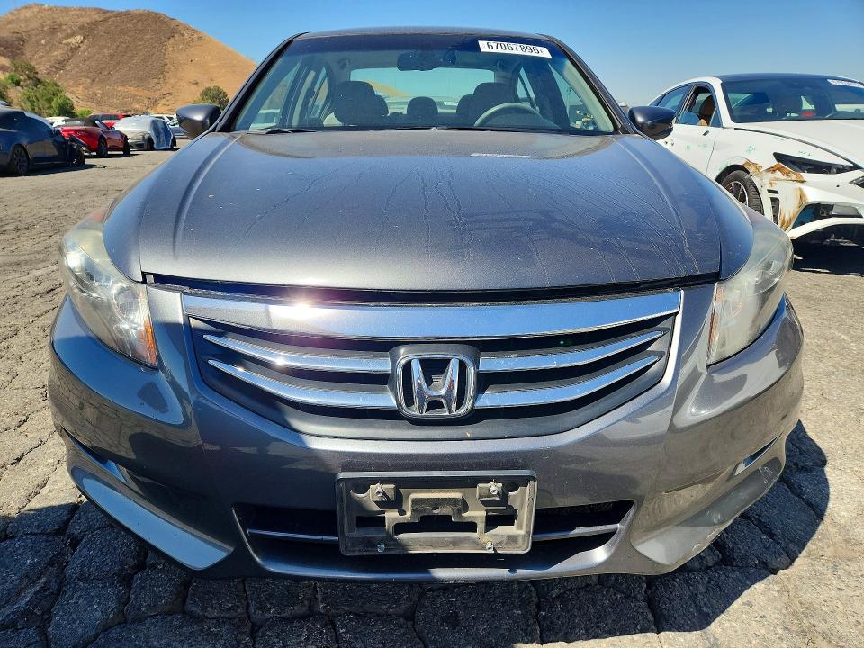 2012 Honda Accord მანქანა იყიდება აუქციონზე, vin: 1HGCP3F87CA024657, აუქციონის ნომერი: 67067896