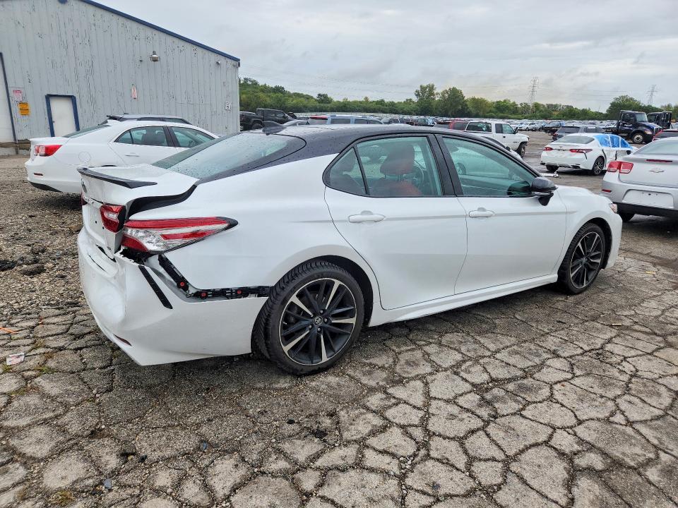 Продаж на аукціоні авто 2019 Toyota Camry, vin: 4T1B61HK6KU267895, номер лоту: 68000336