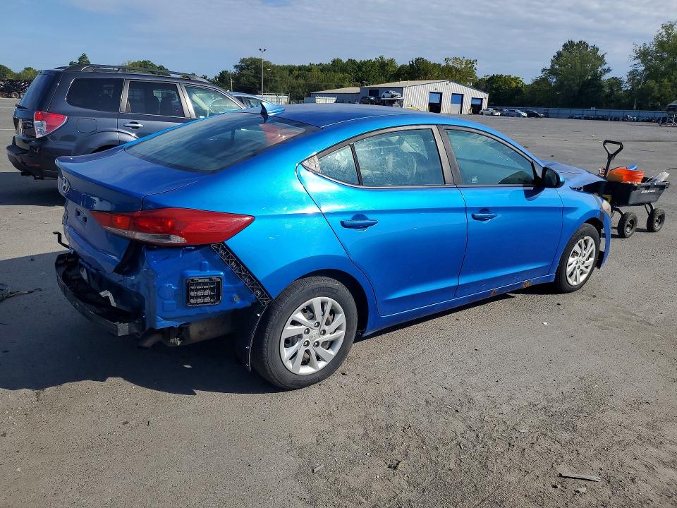 69166046 :رقم المزاد ، KMHD74LF3HU136269 vin ، 2017 Hyundai Elantra مزاد بيع