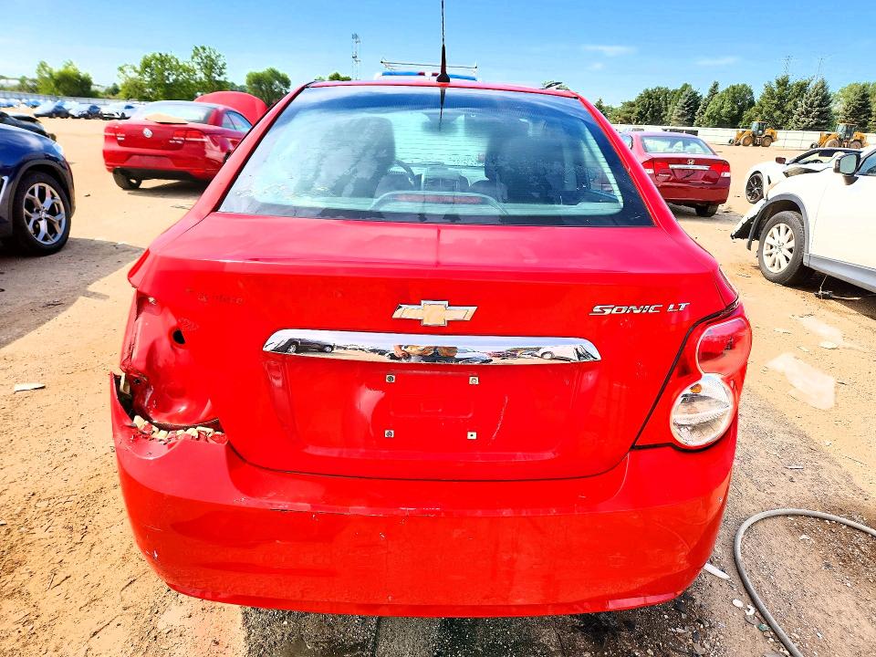 68371396 :رقم المزاد ، 1G1JC5SH5D4173547 vin ، 2013 Chevrolet Sonic مزاد بيع