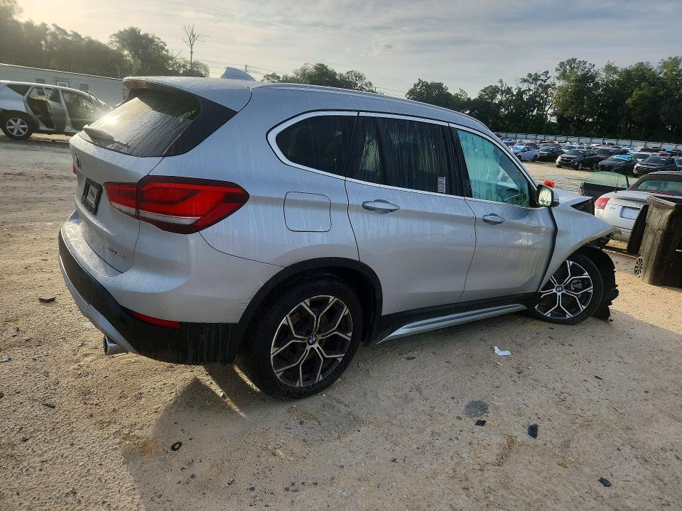 67910706 :رقم المزاد ، WBXJG7C07M5S11373 vin ، 2021 Bmw X1 مزاد بيع