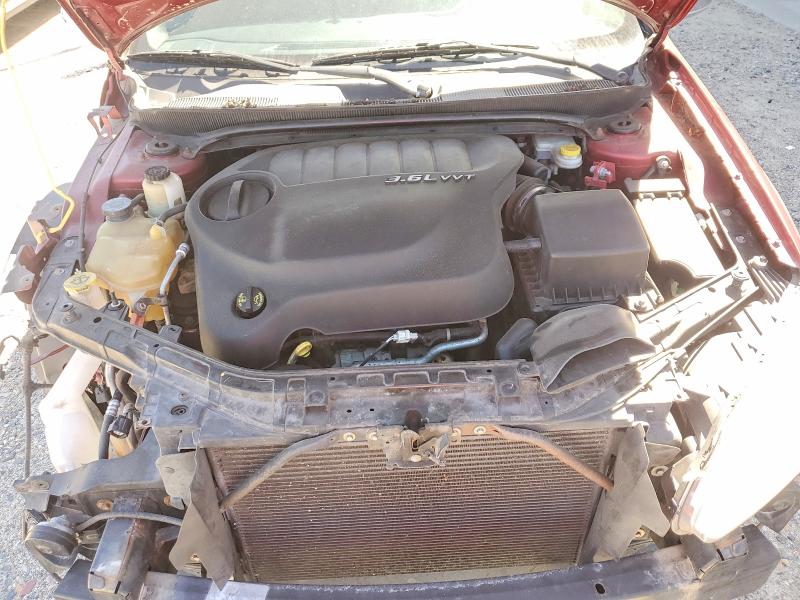 68065996 :رقم المزاد ، 1C3CCBCG8DN650250 vin ، 2013 Chrysler 200 مزاد بيع