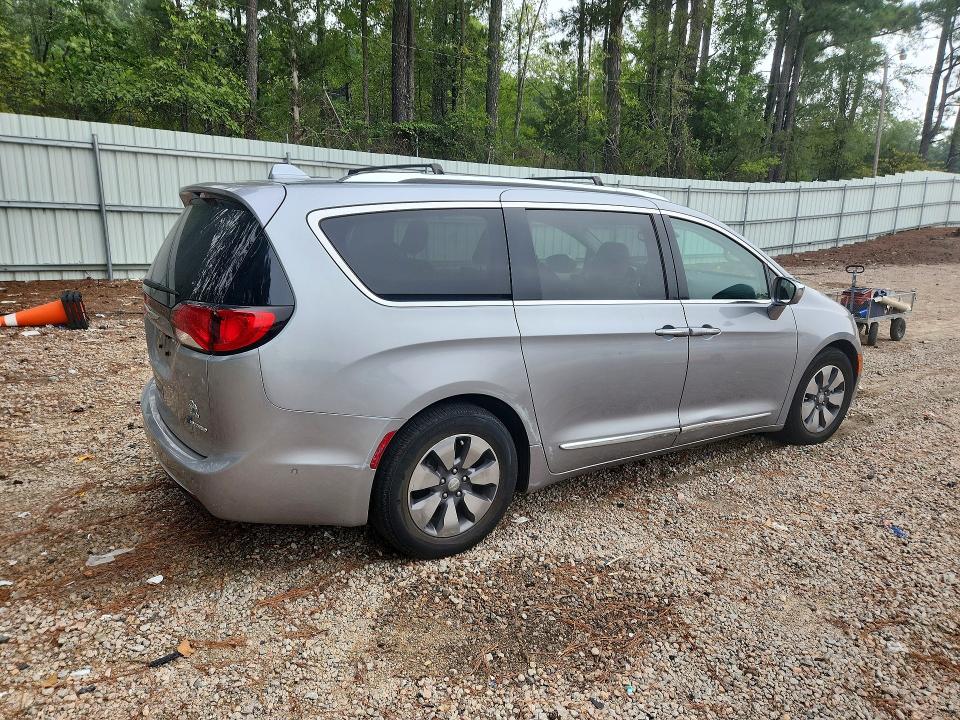 70026586 :رقم المزاد ، 2C4RC1N71JR144867 vin ، 2018 Chrysler Pacifica مزاد بيع