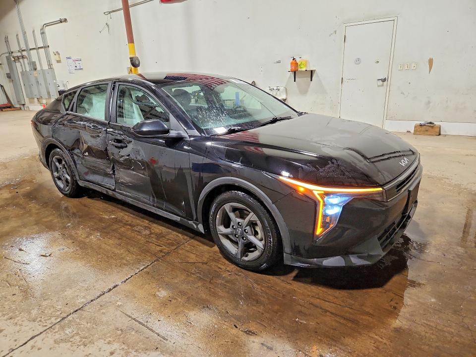 Продажа на аукционе авто 2025 Kia K4, vin: 3KPFT4DE1SE091238, номер лота: 70443996