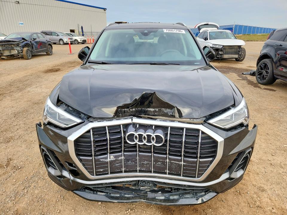Продаж на аукціоні авто 2021 Audi Q3, vin: WA1EECF30M1004277, номер лоту: 70001796